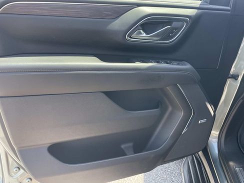 Used 2023 Chevrolet Tahoe LT w/ LT Signature Package AWD/4WD image 17