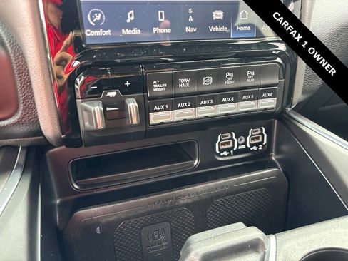 Used 2024 RAM 2500 Laramie w/ Sport Appearance Package AWD/4WD image 8
