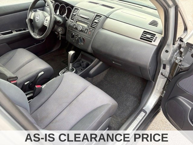 Used 2007 Nissan Versa Hatchback w/ ABS Pkg FWD image 38
