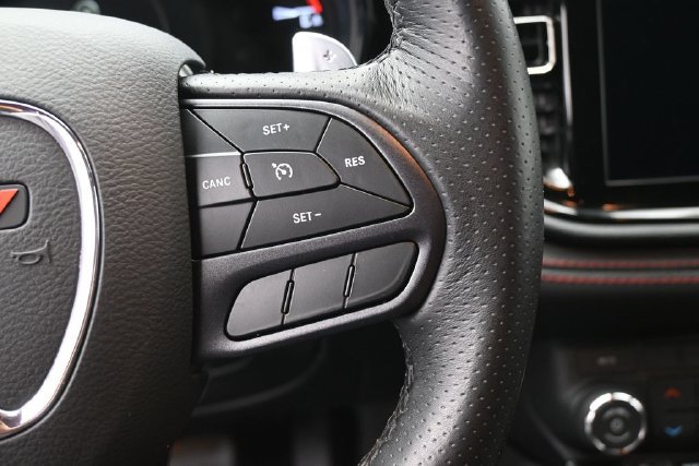 Used 2025 Dodge Durango GT AWD/4WD image 28