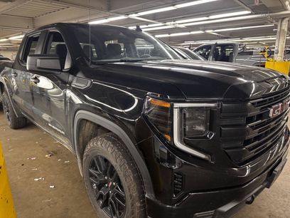 Used 2023 GMC Sierra 1500 Pro w/ Graphite Edition