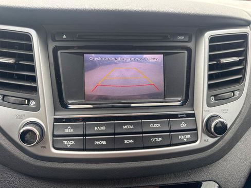 Used 2017 Hyundai Tucson SE w/ SE Popular Package 02 FWD image 18