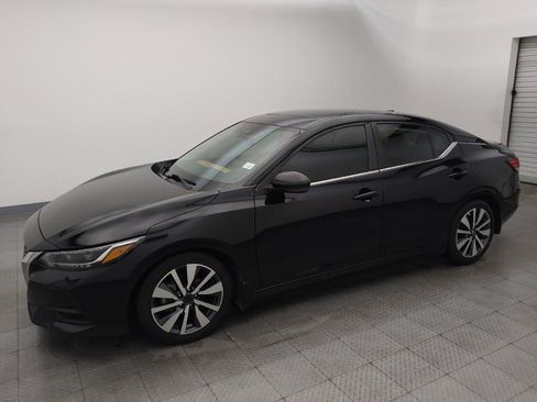 Used 2020 Nissan Sentra SV w/ SV Premium Package FWD image 2