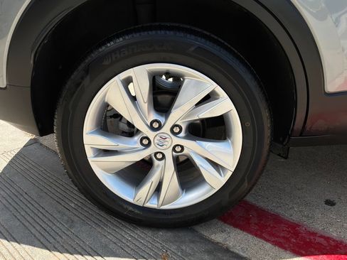 Used 2025 Buick Encore GX Preferred FWD image 9
