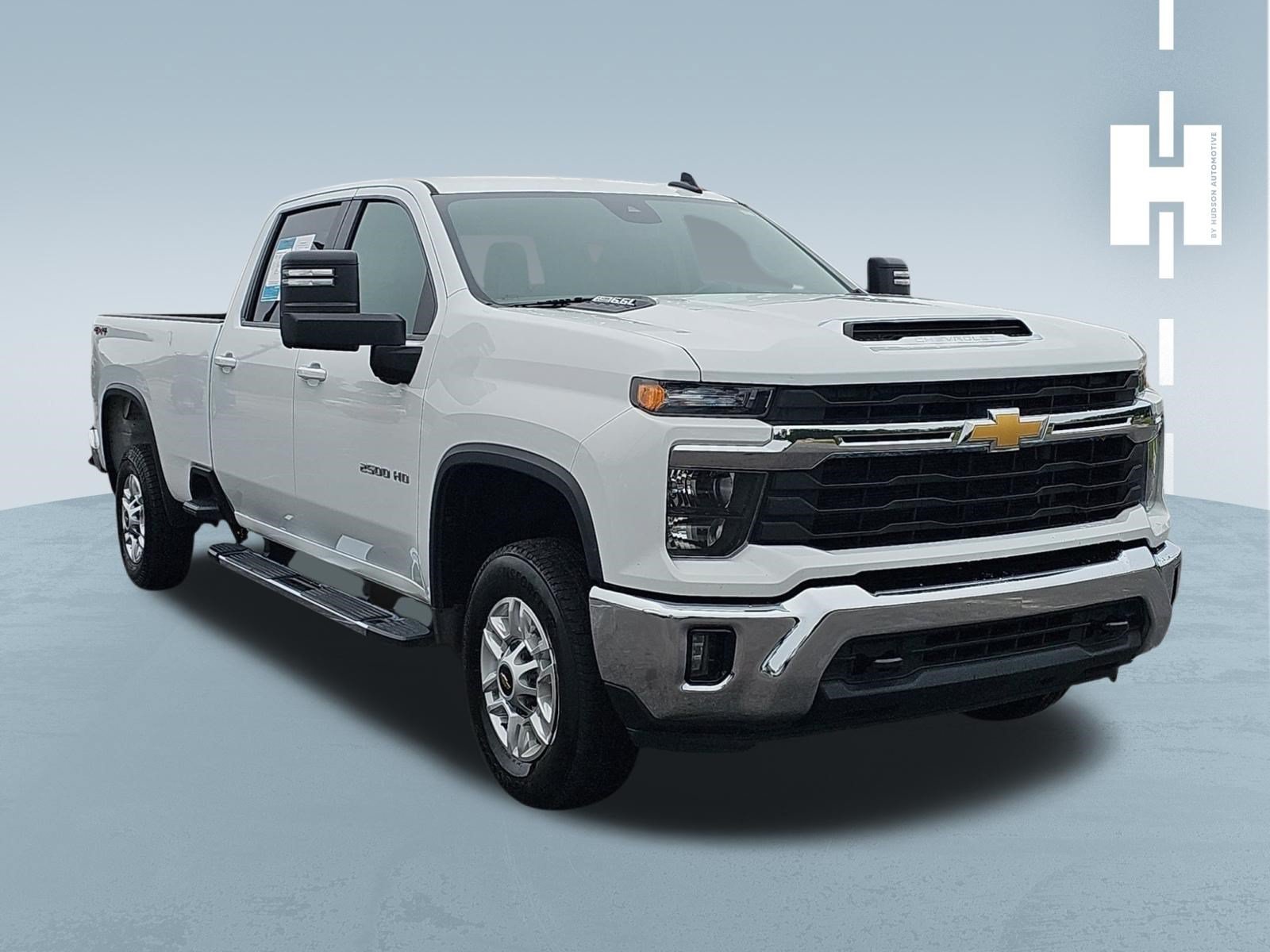 Used 2025 Chevrolet Silverado 2500 LT w/ Convenience Package AWD/4WD image 1