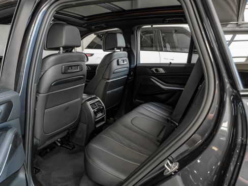 Used 2022 BMW X5 xDrive40i w/ M Sport Package AWD/4WD image 50