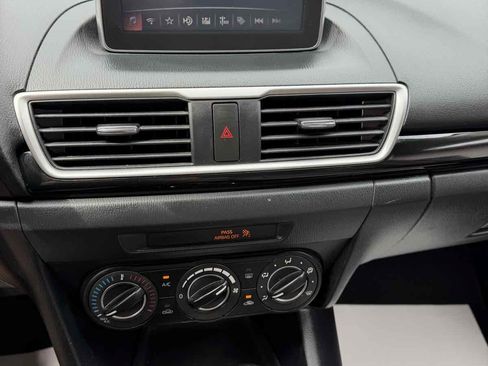 Used 2015 MAZDA MAZDA3 i Touring FWD image 22
