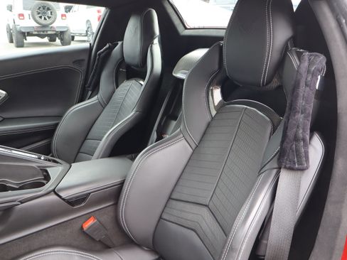 Used 2024 Chevrolet Corvette Stingray Premium Conv w/ Chrome Exterior Badge Package image 16