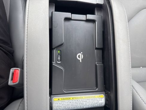 Used 2022 Toyota Highlander Platinum image 26