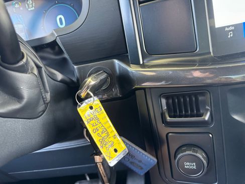 Used 2025 Ford F150 STX w/ Equipment Group 200A RWD image 30