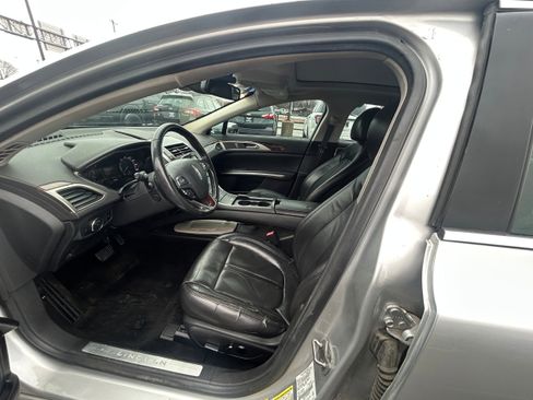 Used 2011 Lincoln MKX AWD w/ Sight & Sound Pkg image 5