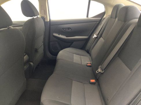 Used 2024 Nissan Sentra SV FWD image 18