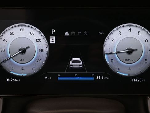 Certified 2024 Hyundai Elantra SEL w/ Convenience Package image 9