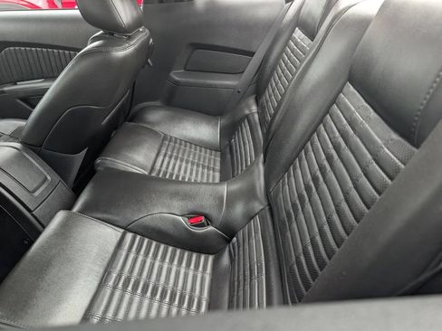 Used 2010 Ford Mustang Shelby GT500 RWD image 9