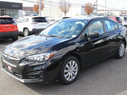 Used 2019 Subaru Impreza 2.0i image 2