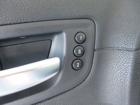 Used 2023 Chrysler 300 S w/ Comfort Group image 31