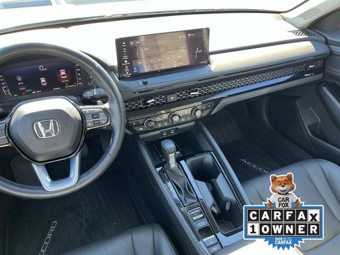 Used 2024 Honda Accord Touring image 13