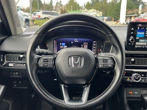 Used 2022 Honda Civic Touring image 19