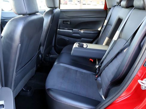 Used 2025 Mitsubishi Outlander Sport ES AWD/4WD image 25