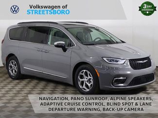 Used 2023 Chrysler Pacifica Limited video 1