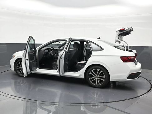 Used 2023 Volkswagen Jetta Sport FWD image 37