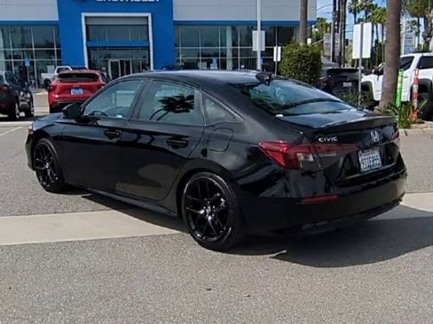 Used 2025 Honda Civic Sport image 6