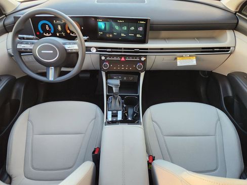 New 2026 Hyundai Tucson SEL FWD image 24