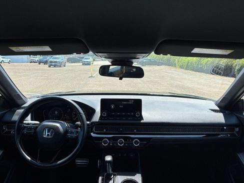 Used 2025 Honda Civic Sport image 27