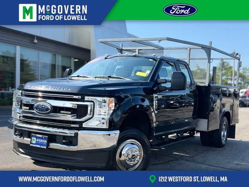 Used 2021 Ford F350 XL w/ Power Equipment Group AWD/4WD image 1