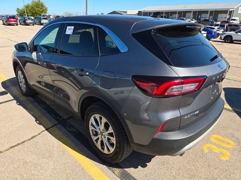 Used 2023 Ford Escape Active w/ Tech Pack #2 image 4