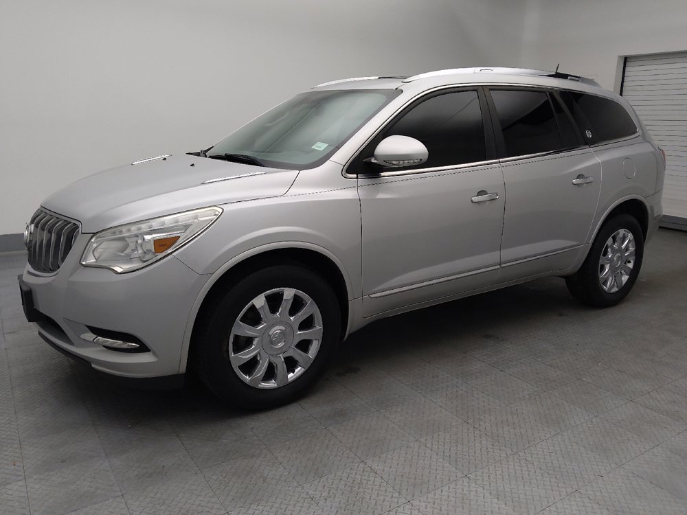 Used 2017 Buick Enclave Leather FWD image 2