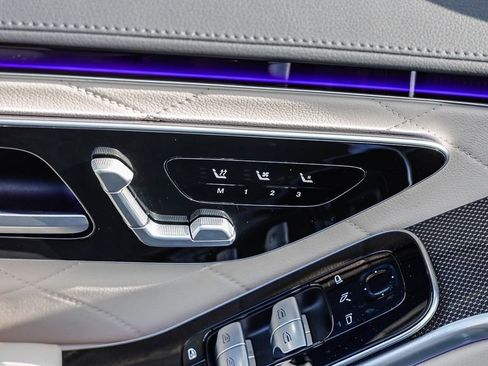 Used 2025 Mercedes-Benz S 580 4MATIC Sedan image 26