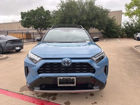 Used 2024 Toyota RAV4 XSE AWD/4WD image 2