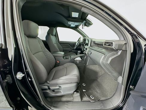 Used 2025 Toyota Tacoma SR image 26