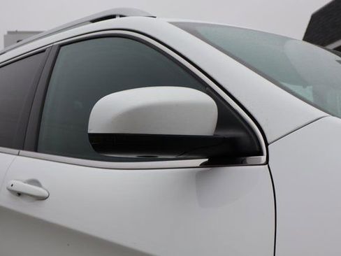 Used 2021 Jeep Cherokee Latitude Lux image 2