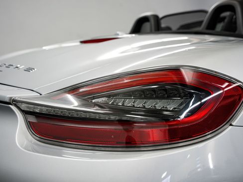 Used 2014 Porsche Boxster S RWD image 33