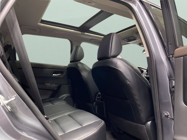 Certified 2023 Nissan Rogue SL AWD/4WD image 28