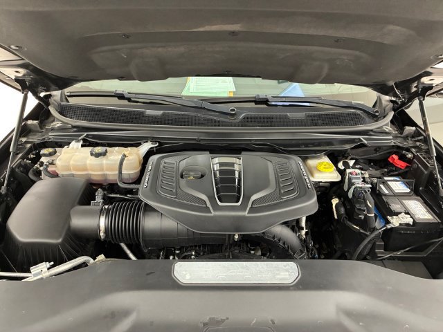 Used 2024 Jeep Grand Wagoneer L 4WD image 11