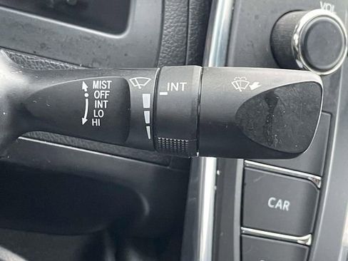 Used 2017 Toyota Camry SE image 33