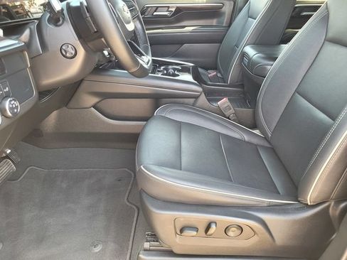 Certified 2025 Chevrolet Tahoe Premier AWD/4WD image 19