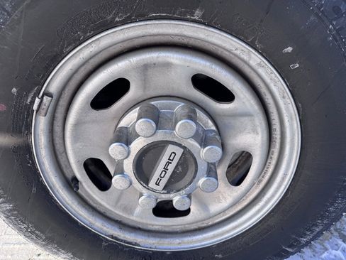 Used 2022 Ford F250 XL w/ Power Equipment Group image 17