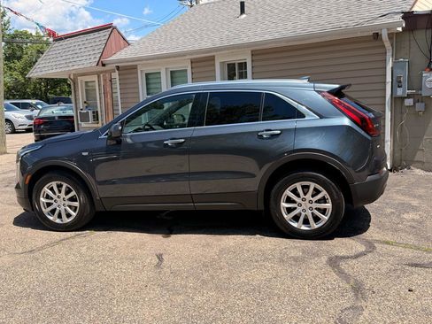 Used 2021 Cadillac XT4 Luxury w/ Cold Weather Package AWD/4WD image 4