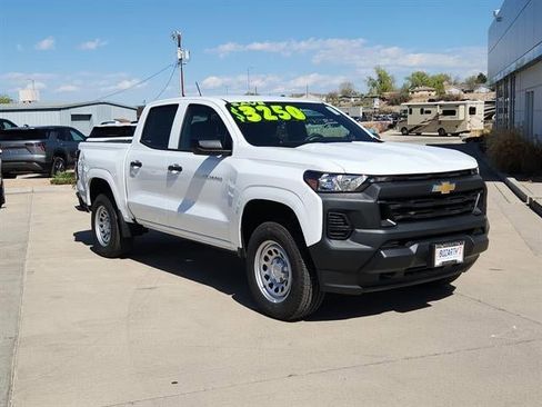 Used 2026 Chevrolet Colorado W/T w/ Advanced Trailering Package AWD/4WD image 1