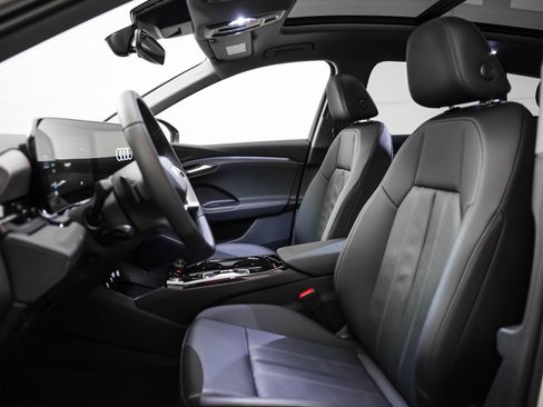 Certified 2025 Audi Q6 e-tron Premium w/ Convenience Package image 8