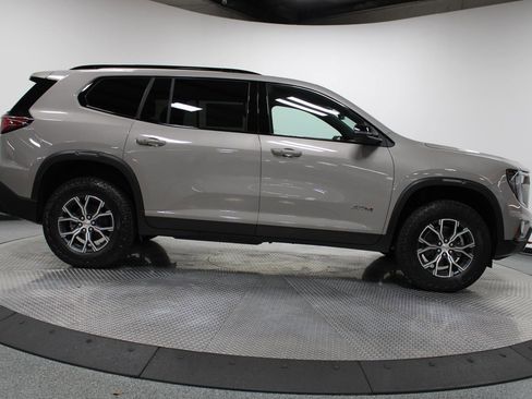 New 2026 GMC Acadia AT4 image 12