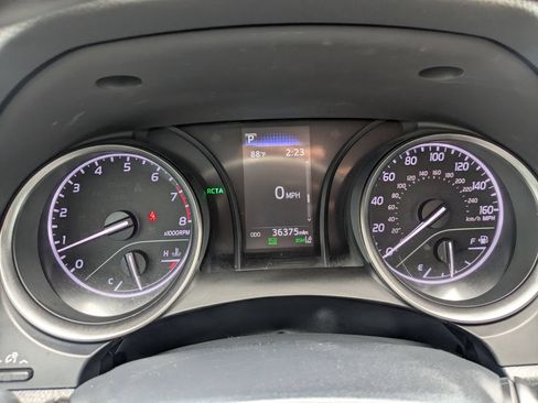 Used 2023 Toyota Camry SE w/ Convenience Package FWD image 15