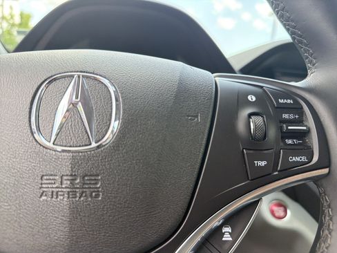 Used 2020 Acura MDX FWD w/ Technology Package image 12