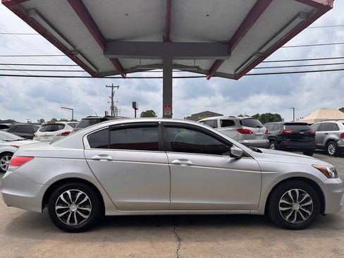 Used 2012 Honda Accord LX image 6