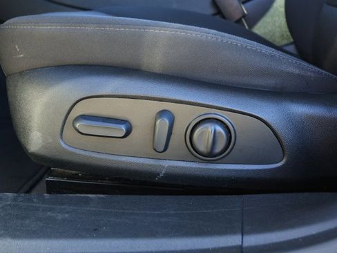 Used 2024 Chevrolet Malibu LT image 23