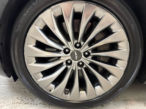 Used 2018 Genesis G90 5.0 Ultimate AWD/4WD image 13